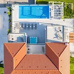 Elegance Vila