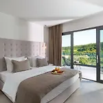Elegance Vila Sinj