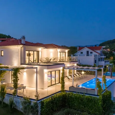 Elegance Sinj