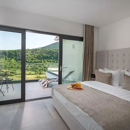 Elegance Villa